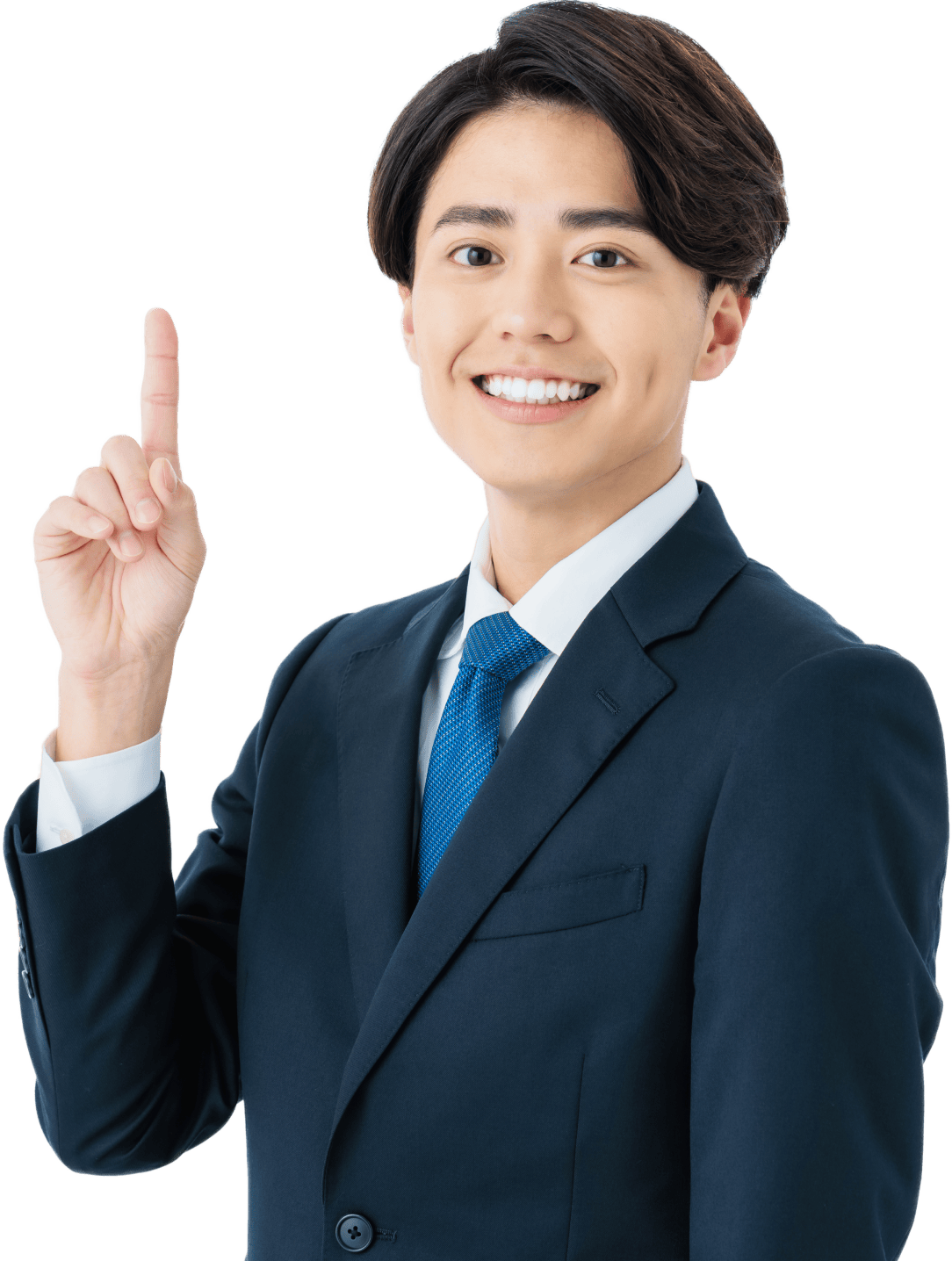 スーツと青いネクタイを着た若い男性が笑顔で指を上に向けているポートレート。